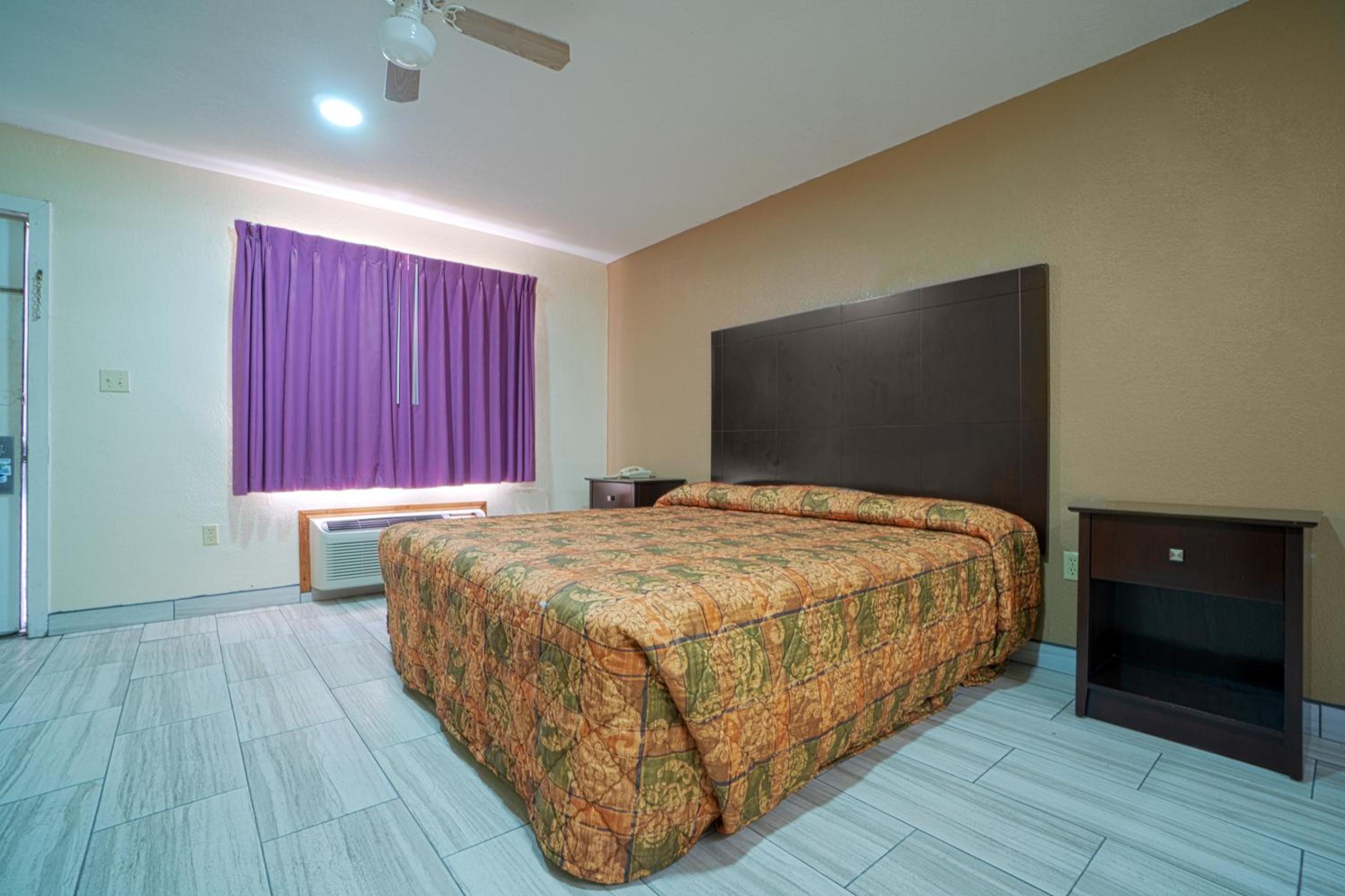 Executive Inn and Suites 15/50