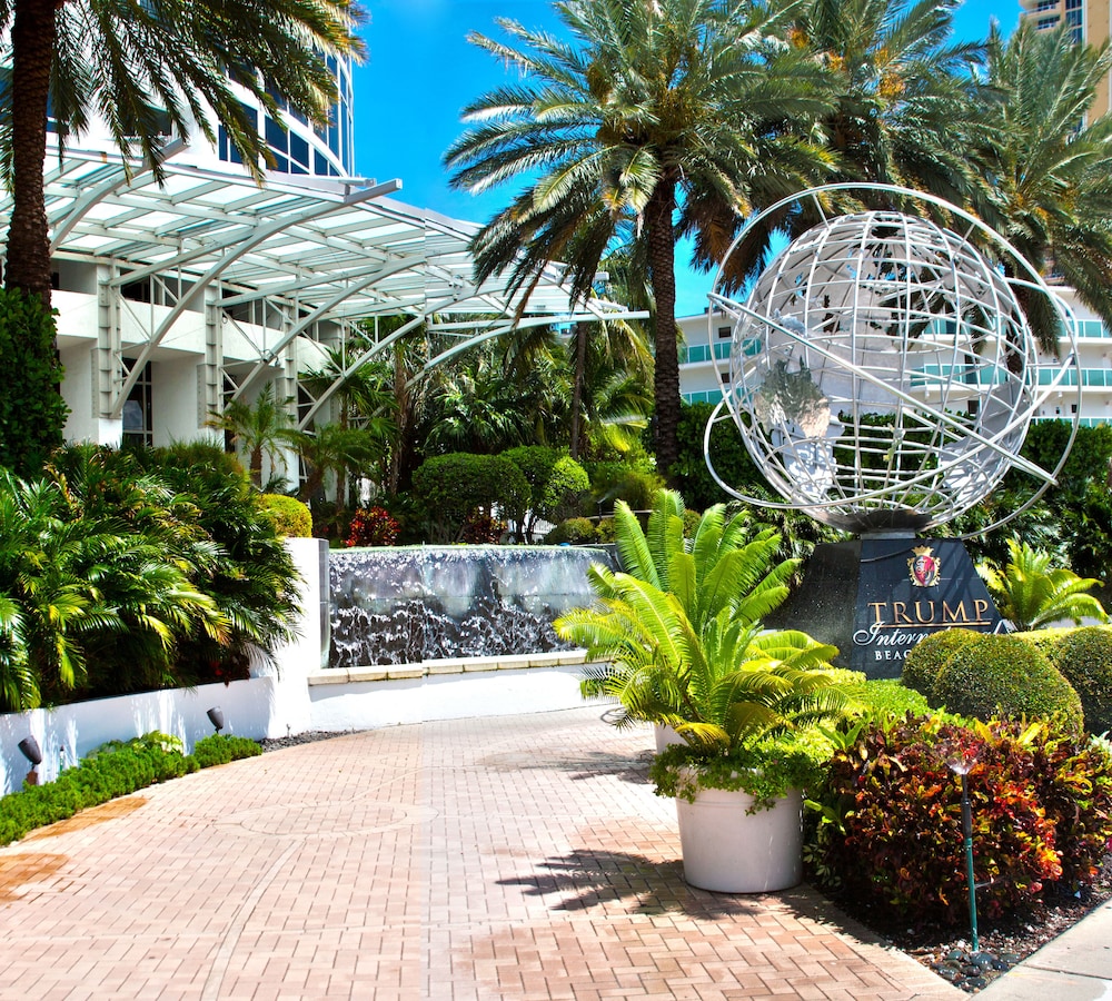 Trump International Beach Resort 1/116