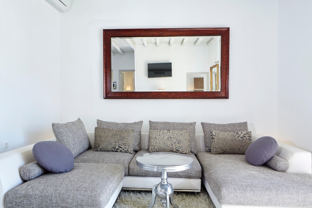 Smy Mykonos Suites Villas 28/50