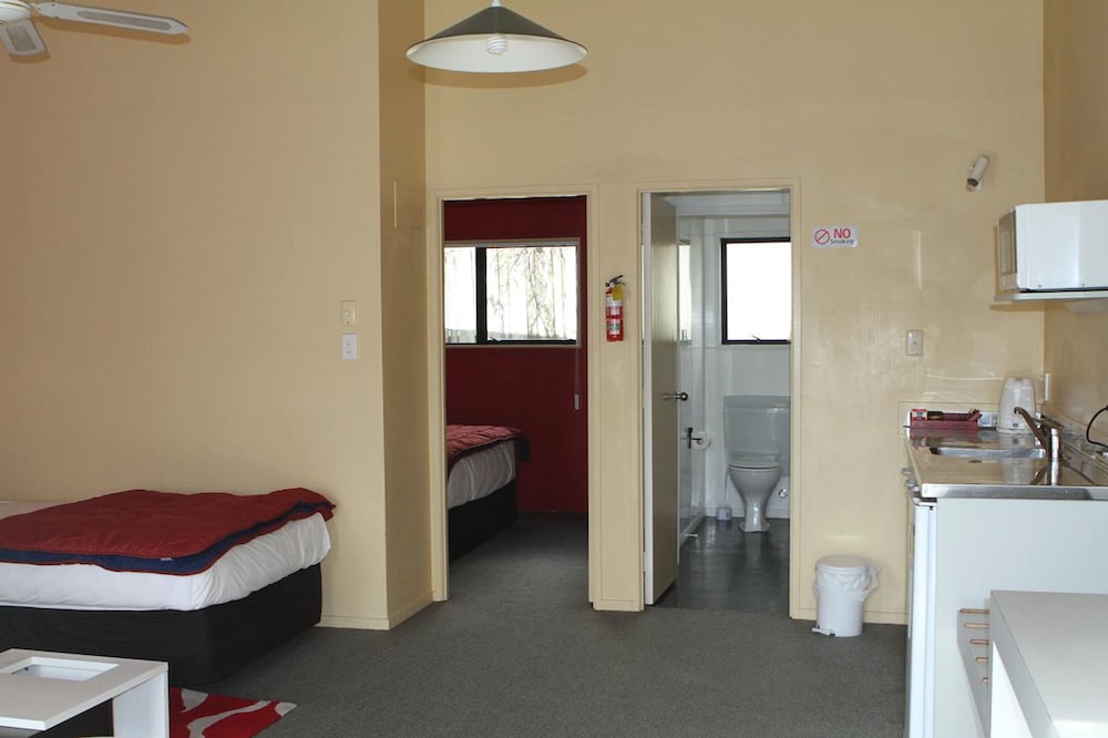 Mt. Wellington Motel 20/55