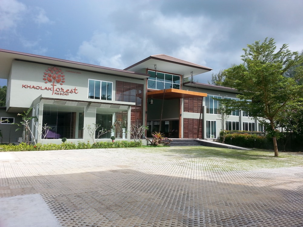 Khaolak Forest Resort 9/62