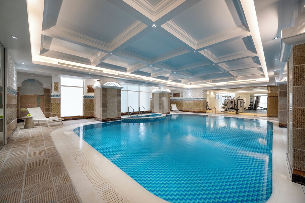 Dusit Hotel And Suites 31/64