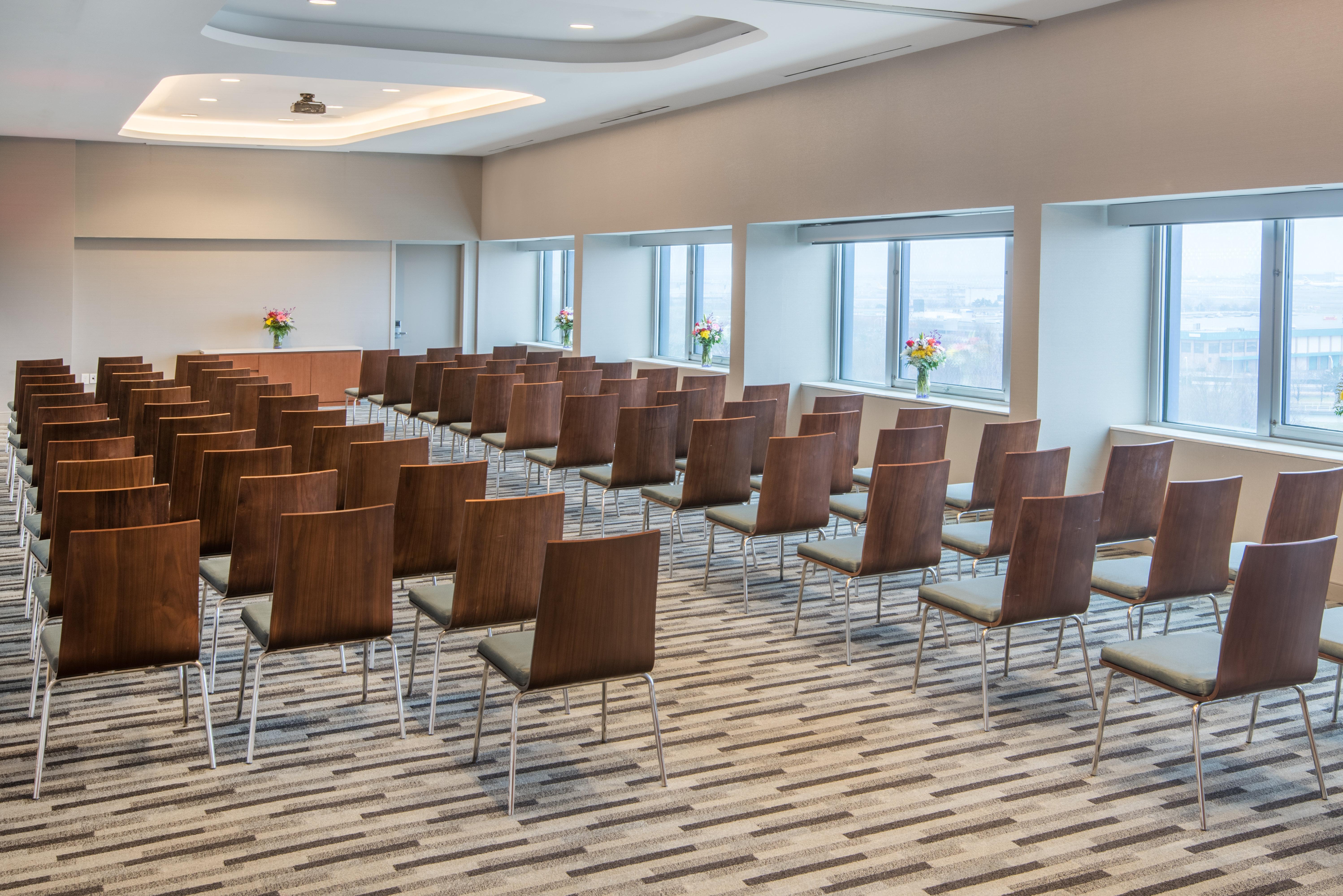 Crowne Plaza JFK Airport Hotel New York City 42/50