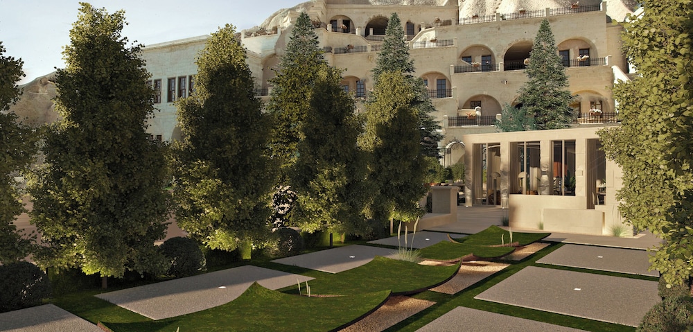 Alfina Cave Hotel 40/50