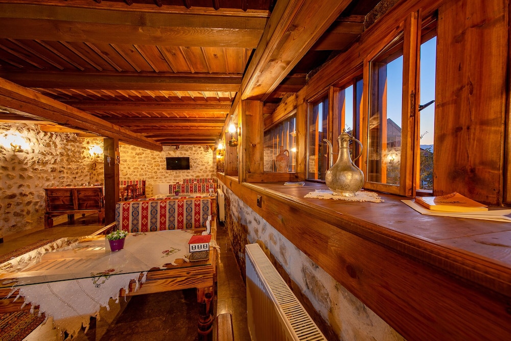 Hanedan Konak Otel 27/47