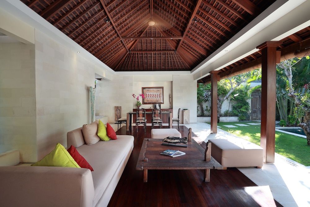 Villa Bali Asri 53/73