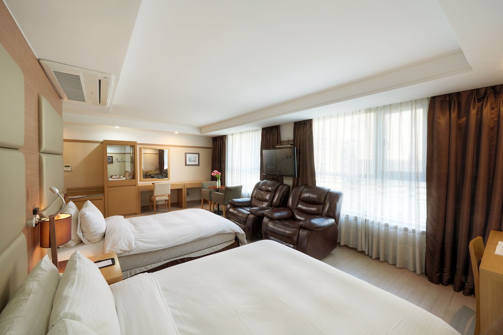 Gg Hotel 9/38