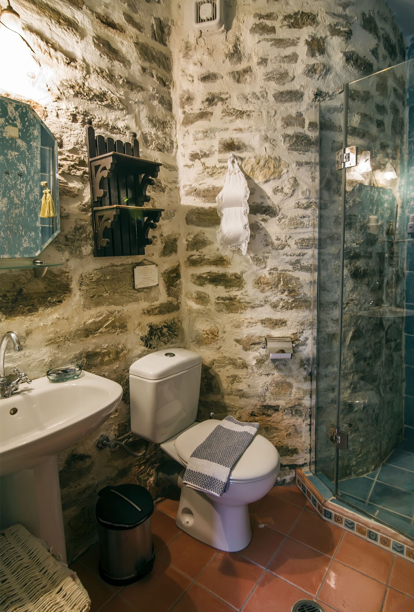 غرفة بسرير مزدوج، Archontiko Stamou Boutique Hotel 8/8