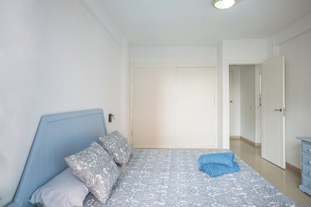 El Velero Apartments 15/26