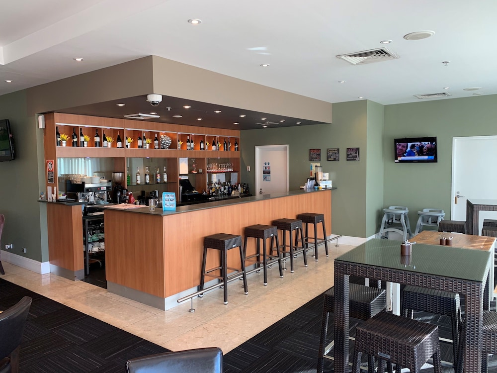 Nesuto Parramatta Apartment Hotel 52/67