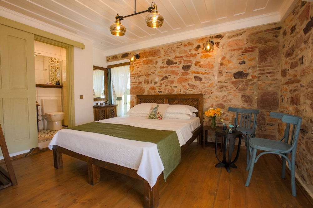Cunda Tas Otel by Taze 16/50