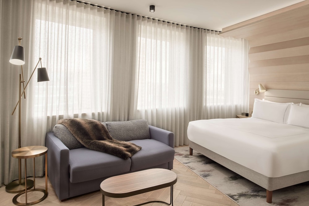 Family, King Bed