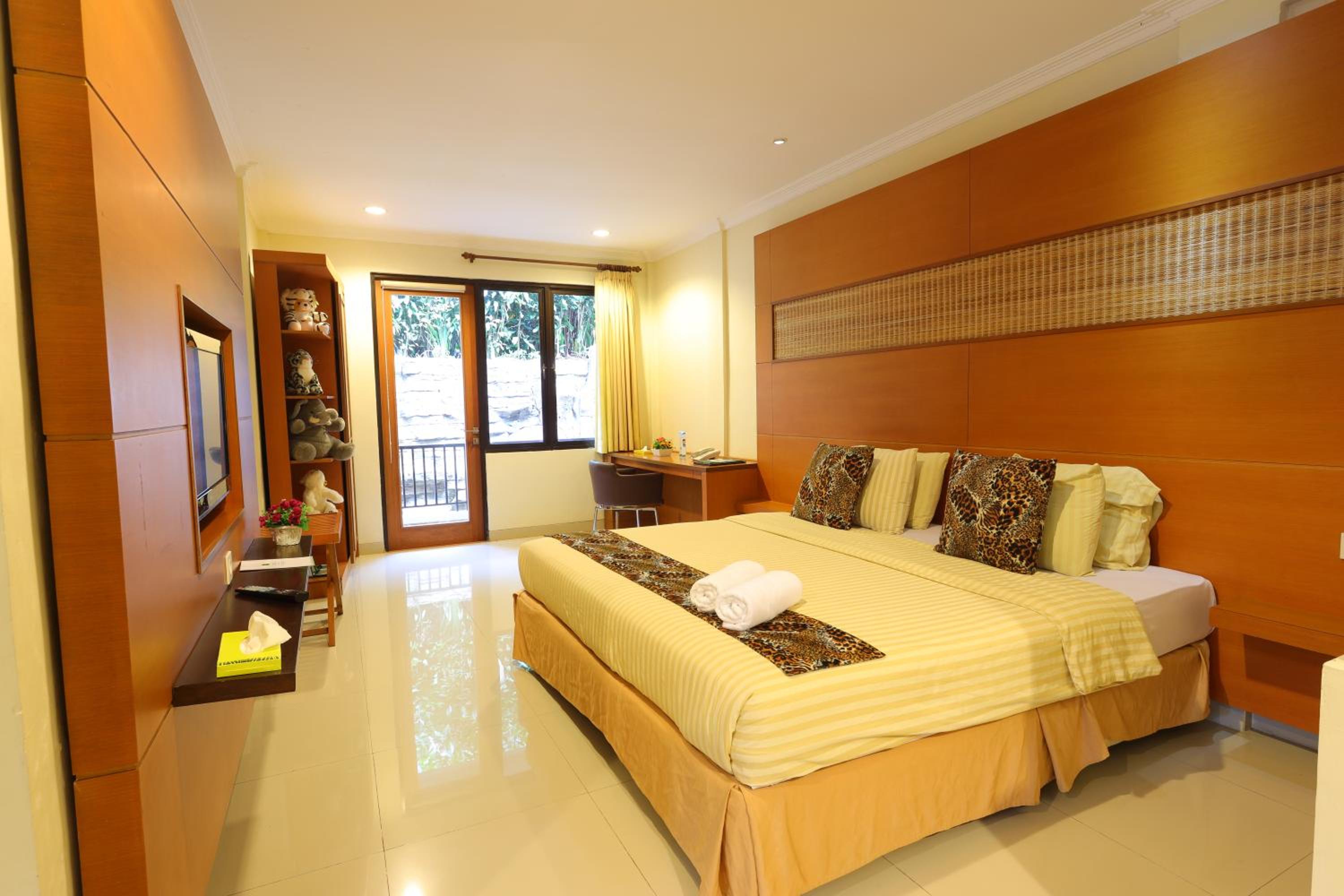 Safari Lodge Hotel 18/51