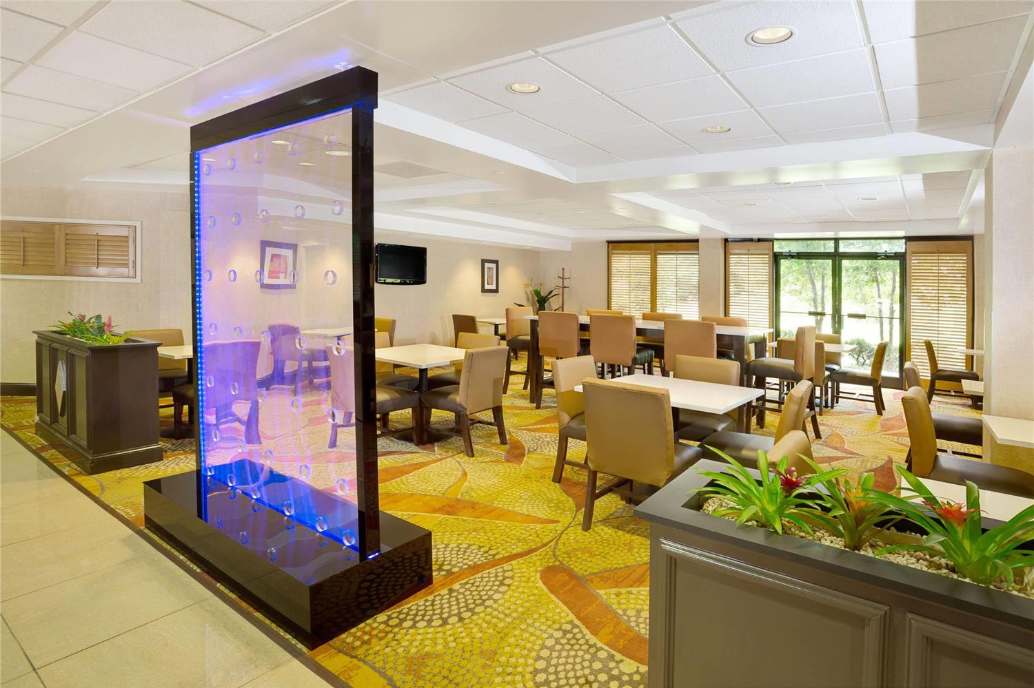 Wingate By Wyndham Raleigh Durham Airport 4/30