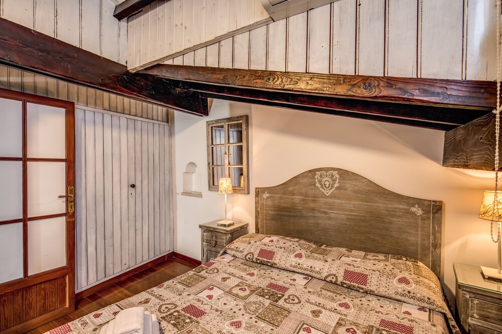 The House In Trastevere 9/48