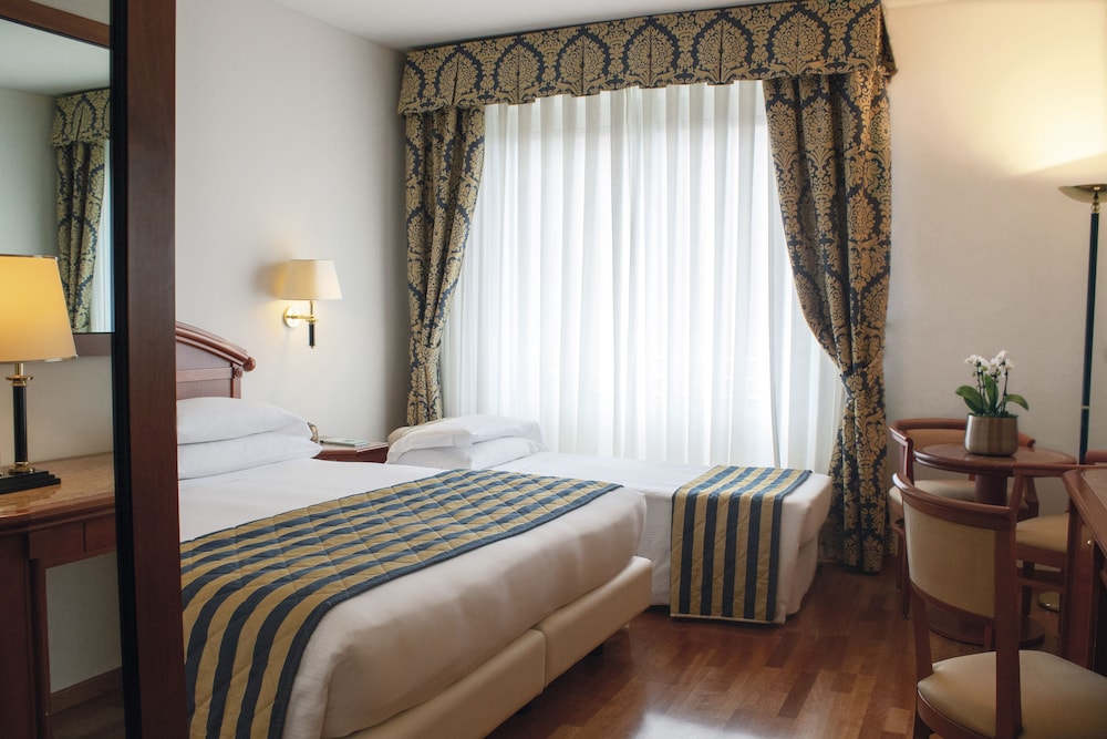 Starhotels Vespucci 5/42