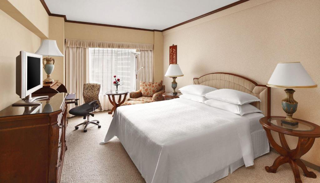 DELUXE, SUITE