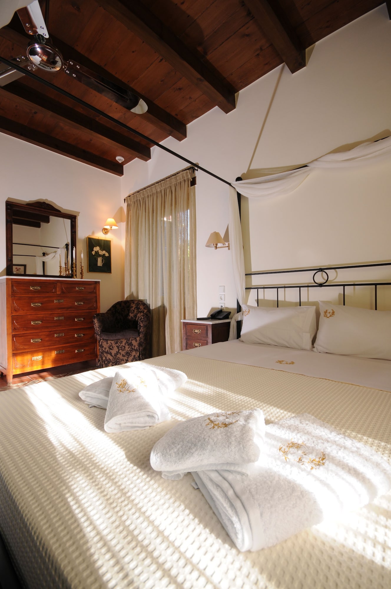 3 BEDROOMS, DUPLEX, FAMILY