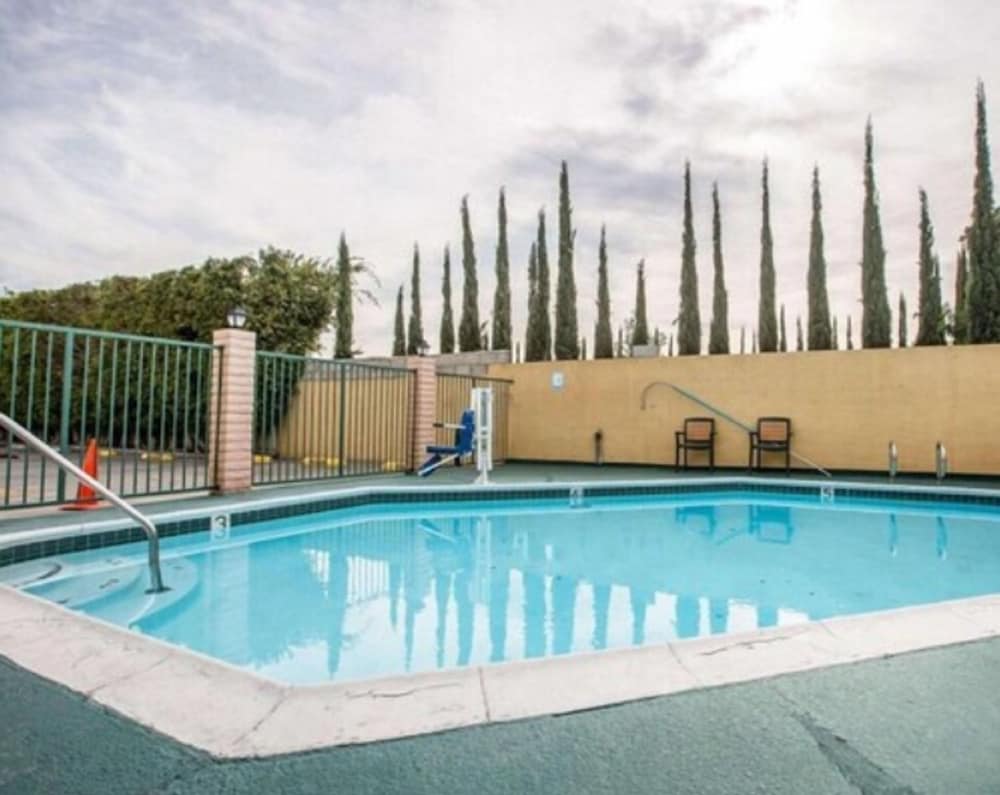 Gateway Inn Gardena Los Angeles South 5/45