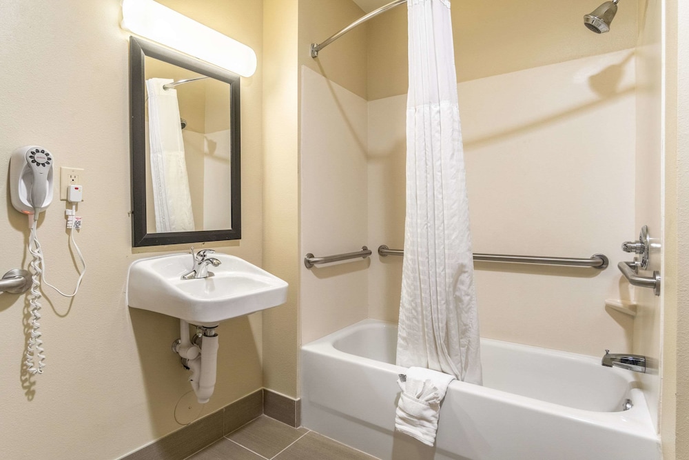 Comfort Inn Suites Tuscumbia Muscle Shoals 17/45