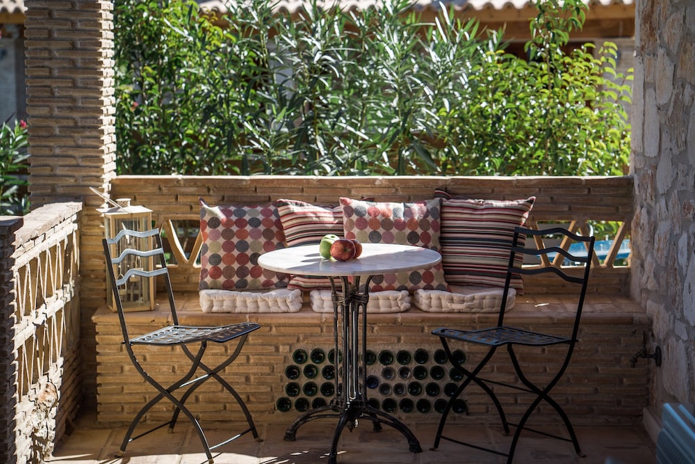 Alegria Villas 34/48