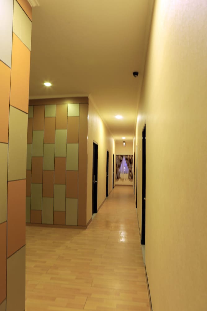 Hotel 55 43/56