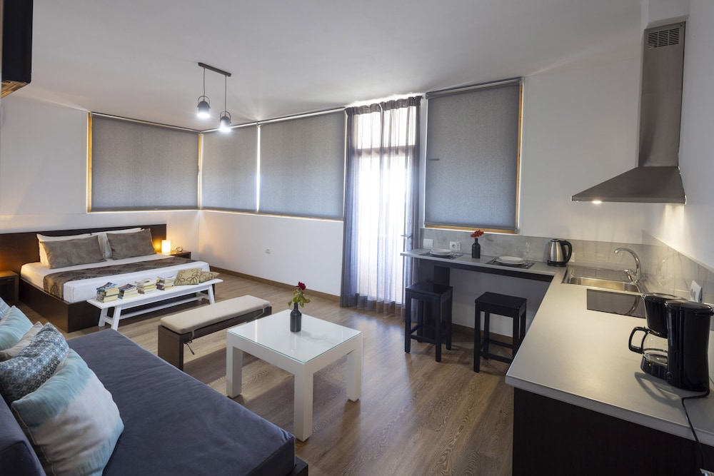 Casa Noste Apartments 13/36