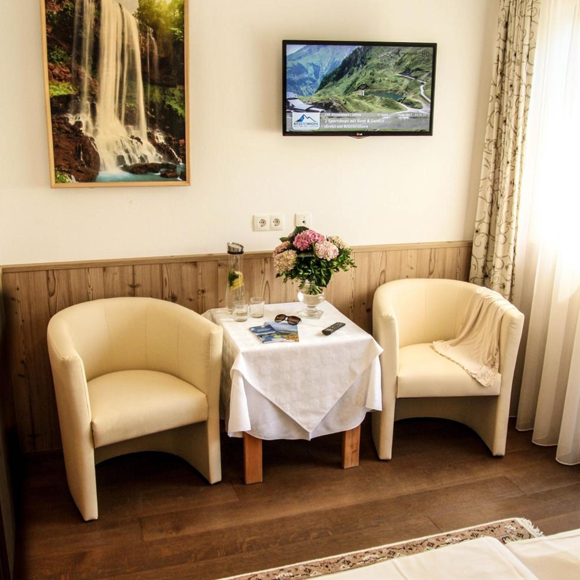 Hotel Pension Alpenrose 33/50