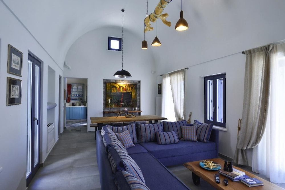 Villa Asterope Luxury Retreat By Pleiades 26/50