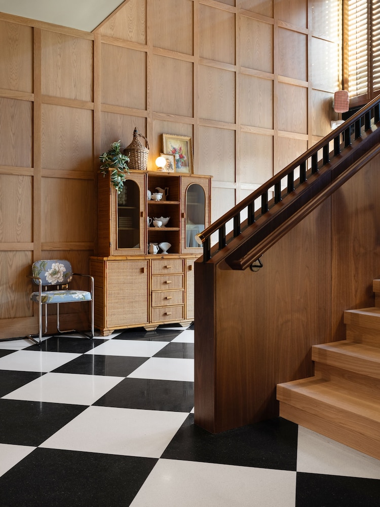 Palihouse Hyde Park Village 4/50