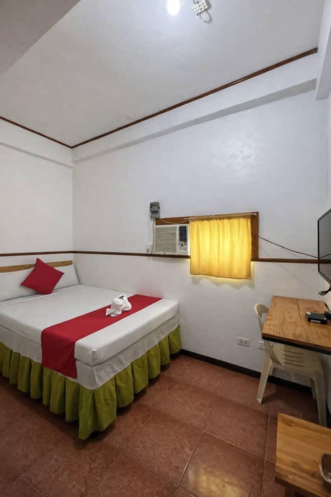 Axis Pension Hotel 22/50