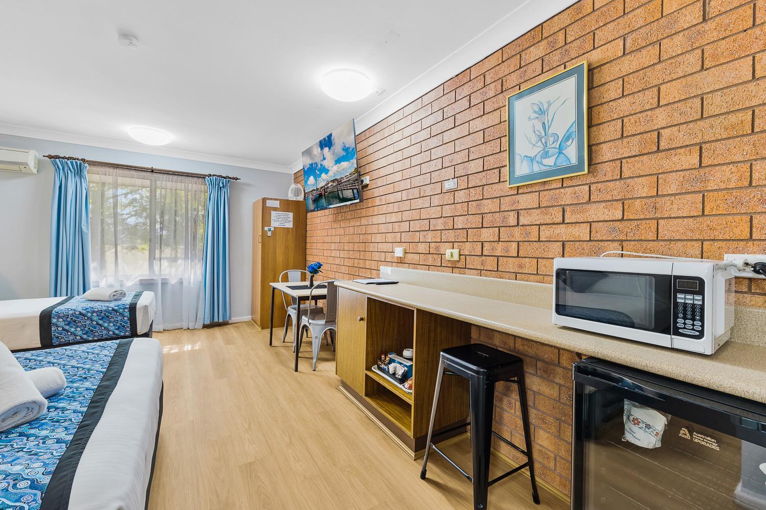 غرفة بسرير كوين وسرير فردي، CASTLREAGH MOTOR INN 8/10