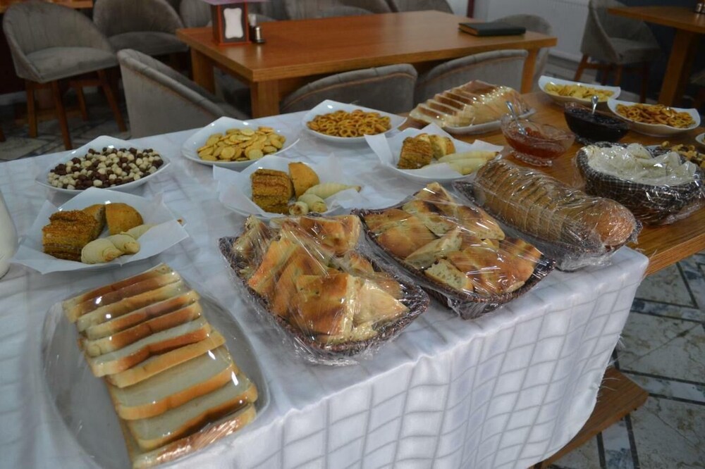 Zamzam Hotel، باكو 40/50