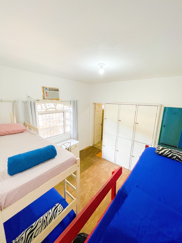 Onça Da Praia Hostel 14/50