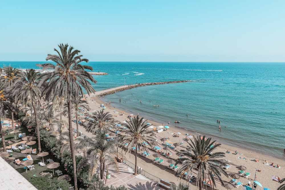 Puerto Azul Marbella 63/70
