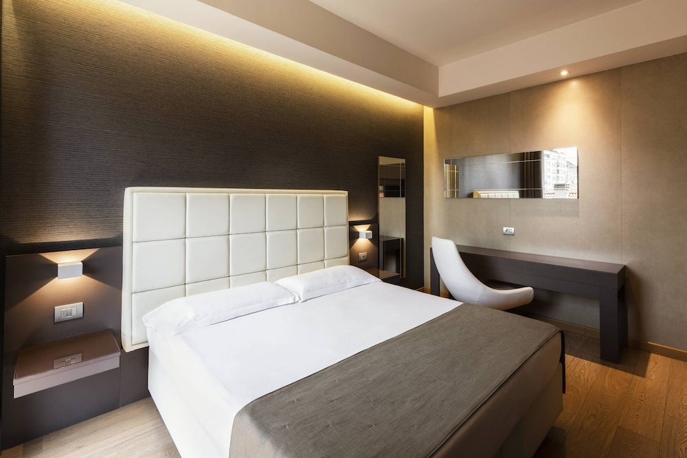 غرفة سوبيريور بسريرين منفصلين، Mokinba Hotel Baviera 3/8