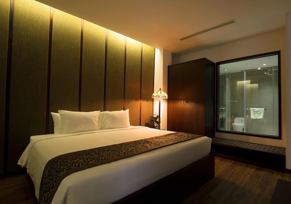 Dong Duong Hotel & Suites 20/50