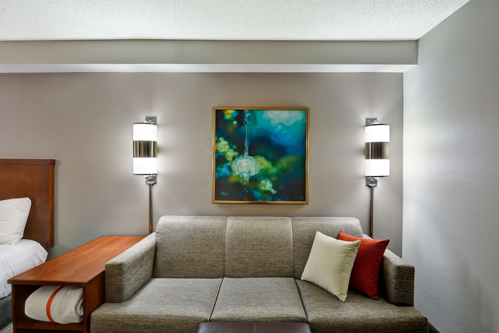 Hyatt Place Birmingham/Hoover 22/47