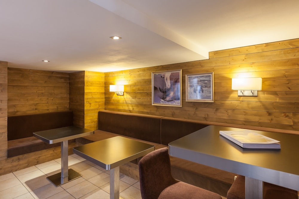 RESIDENCE PIERRE AND VACANCES L'OURS BLANC 24/48