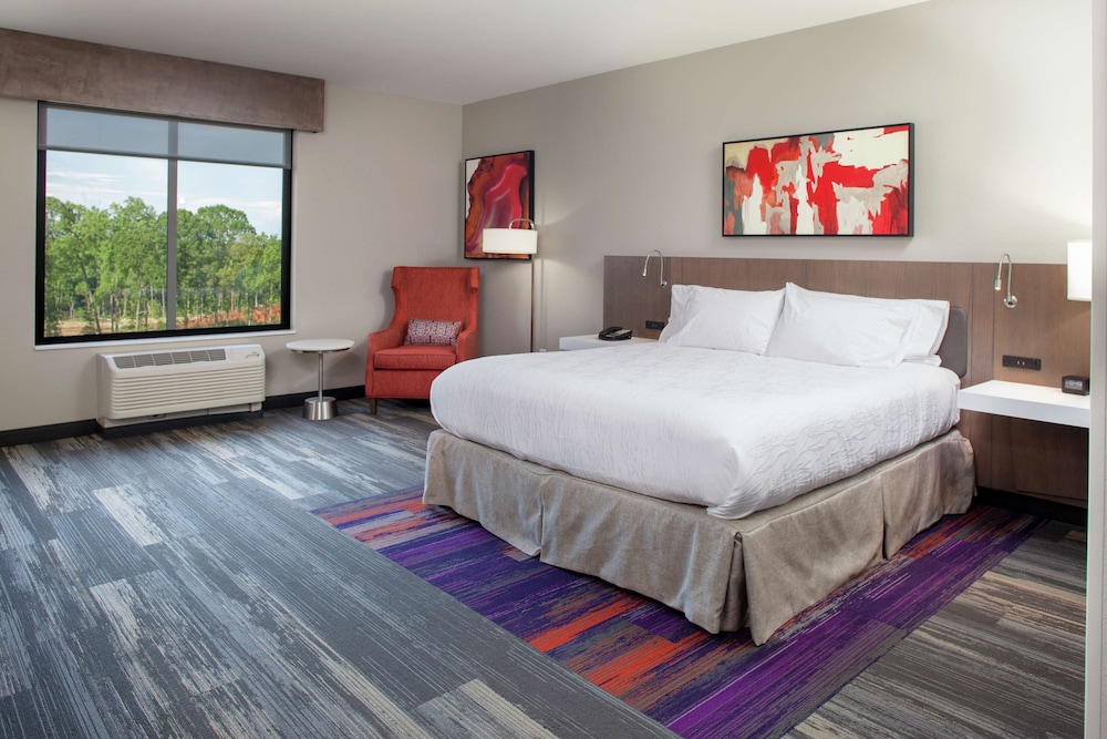 ROOM, KING BED, ACCESSIBLE