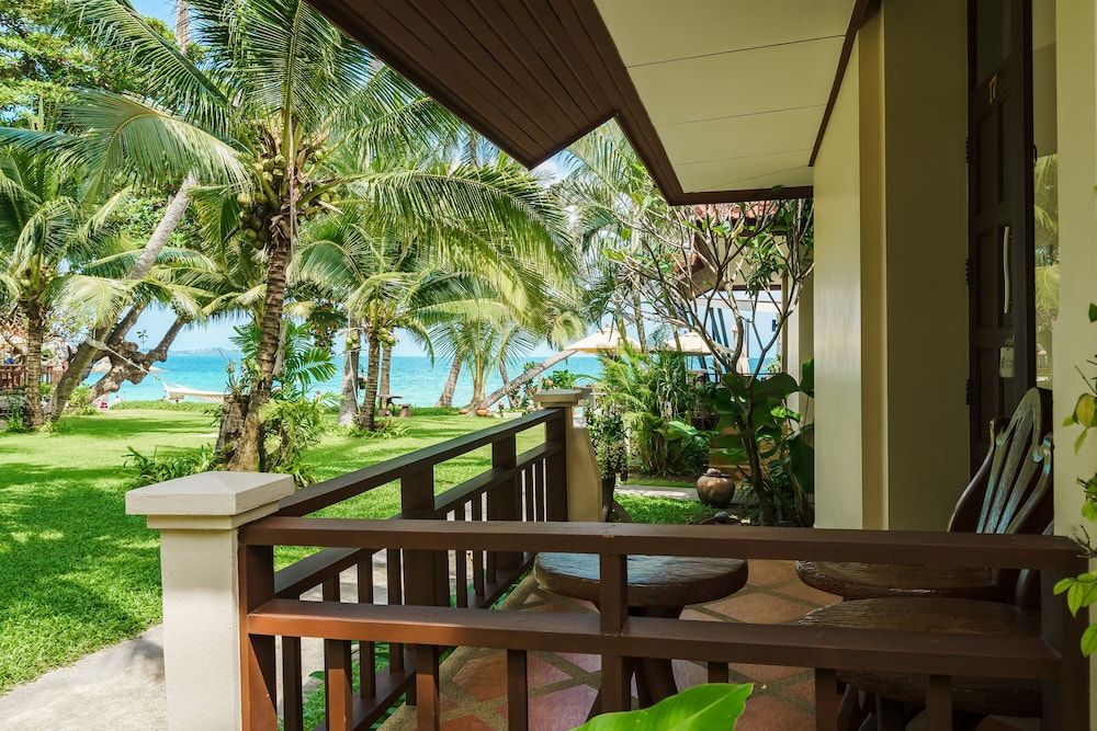 Promtsuk Buri Resort 9/48
