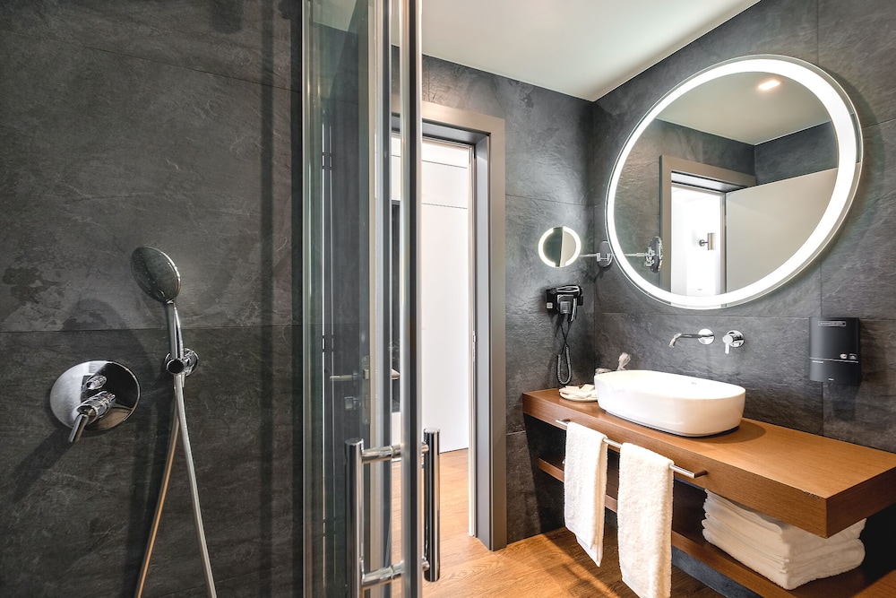 Mourasuites Hotel Evora 59/61