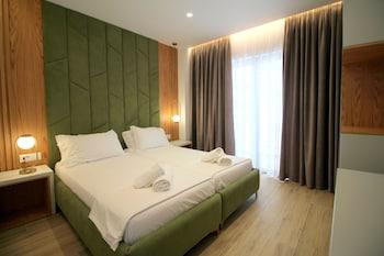 Deluxe, Double or Twin Bed, Beach Side, City View