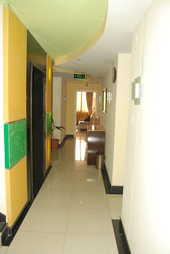 Homage Hotel 24/24