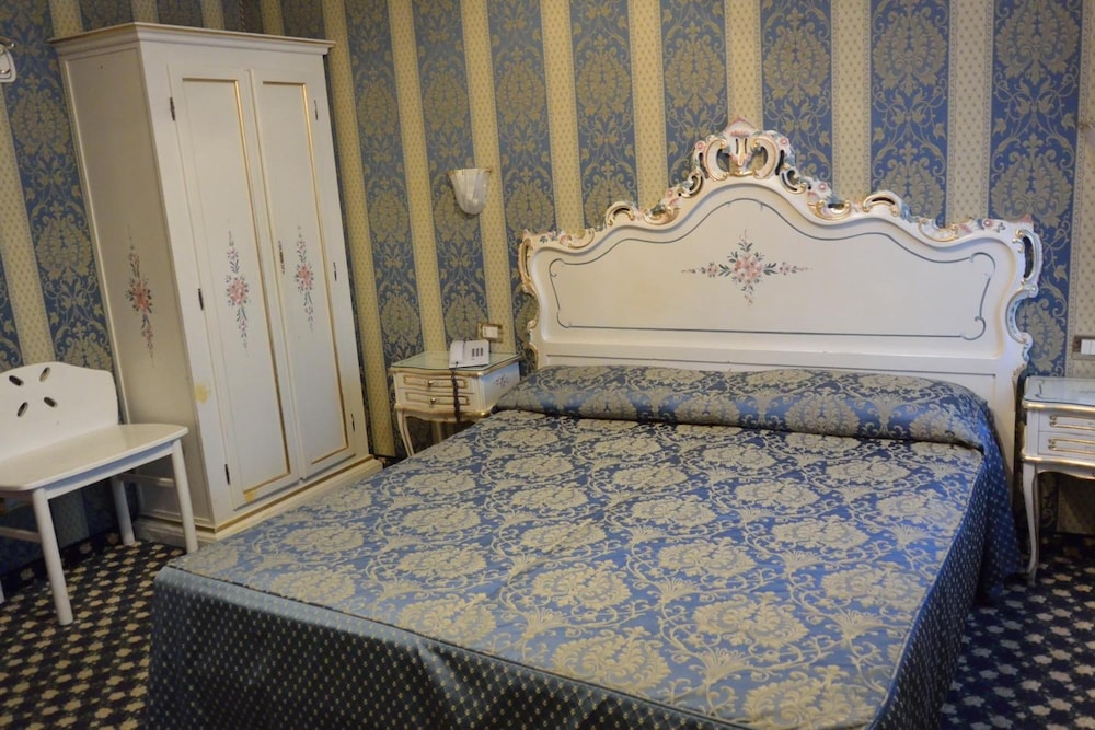 Belle Arti Hotel 5/37
