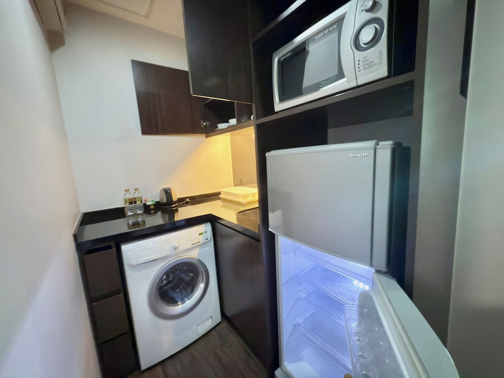 Civic Horizon Hotel Residence 49/49