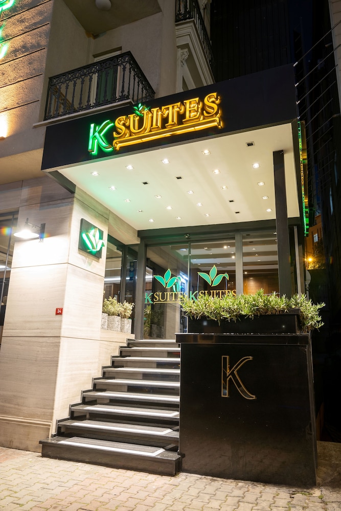 K SUITES HOTEL 4/58