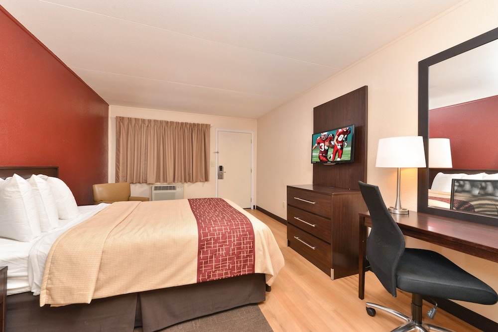 Red Roof Inn Marietta 6/24
