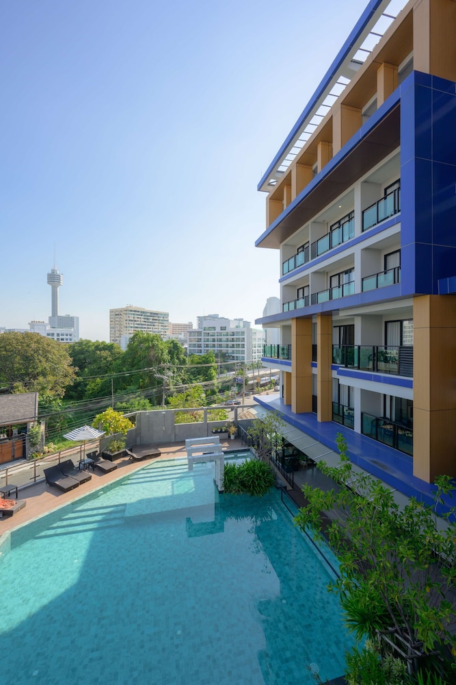 Lewit Hotel Pattaya, a member of Radisson Individuals 6/50