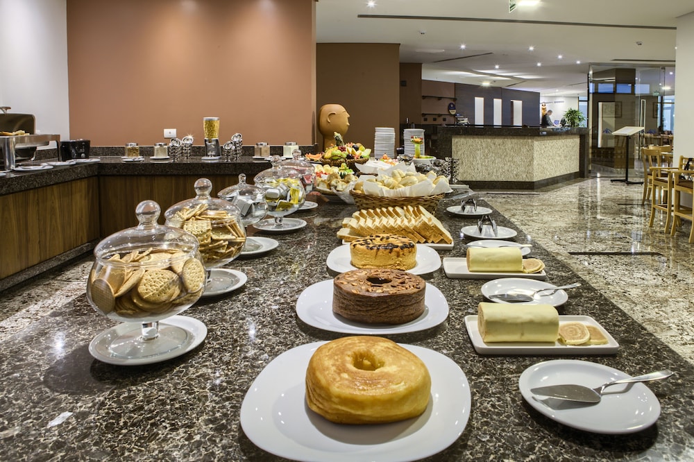 Marante Executive Hotel 39/47